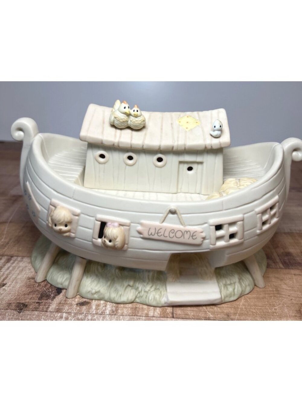 Precious Moments Noah Ark Ceramic Figurine 1992 Enesco Collection Welcome Design